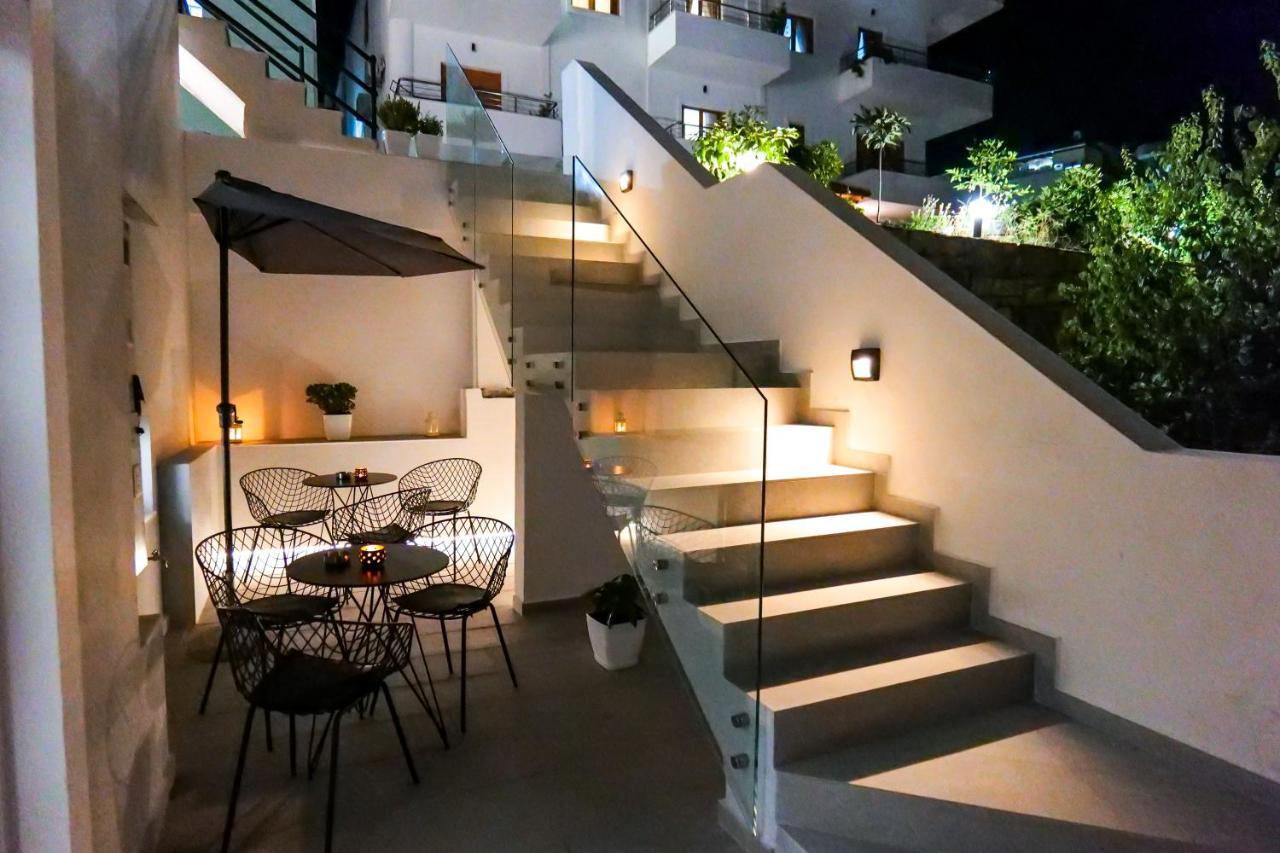 Sarandaview Hotel ภายนอก รูปภาพ