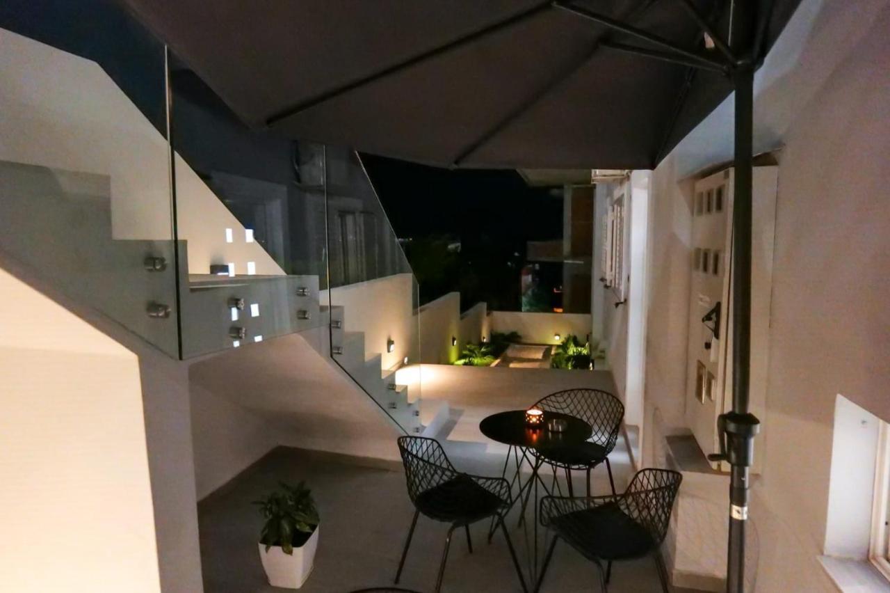 Sarandaview Hotel ภายนอก รูปภาพ