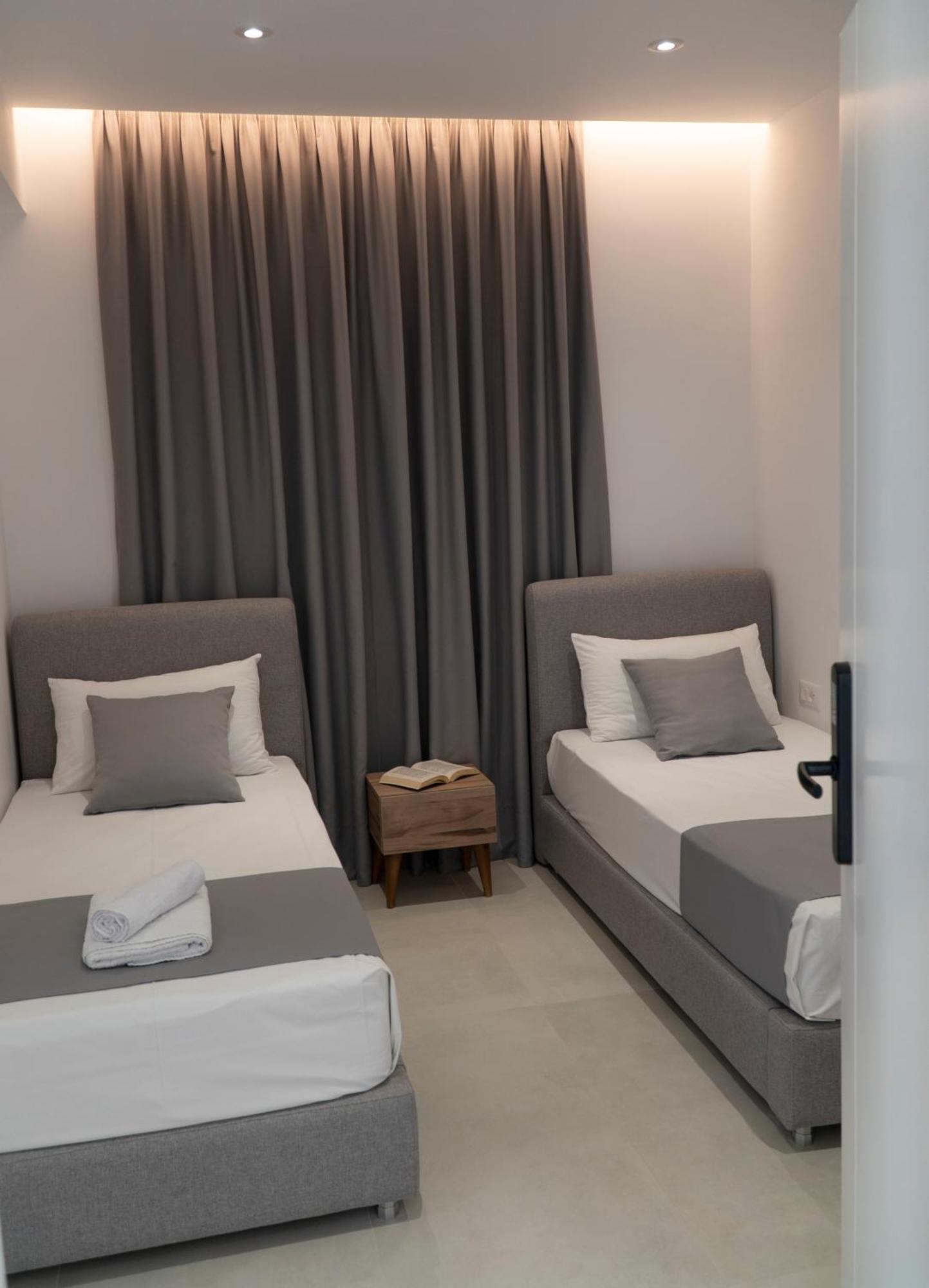 Sarandaview Hotel ภายนอก รูปภาพ